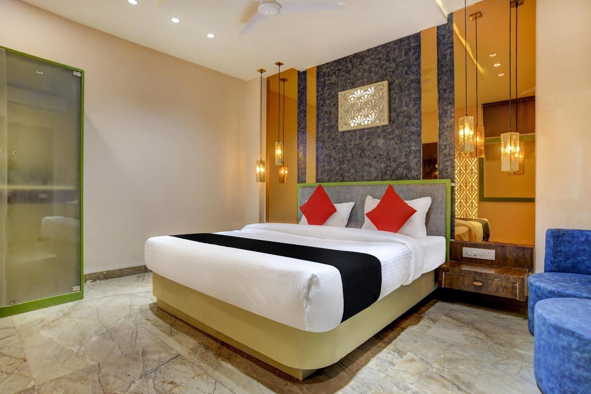 Capital O Abri Krishna Hotel Indore Exterior photo